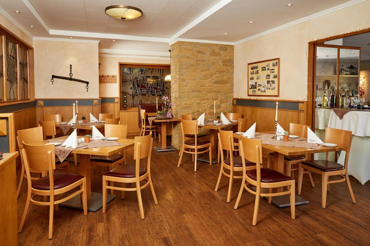 Hotel-Restaurant Maas Lutzerath Exterior photo